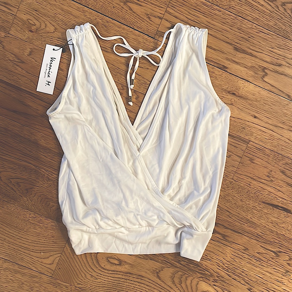 Veronica M. Los Angeles ivory Vneck and tie back blouse size small